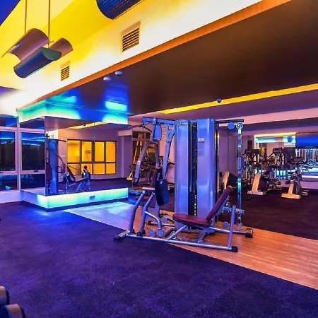 Shaftsbury Residence Cyberjaya Wifi, Netflix, Free Parking Exterior photo